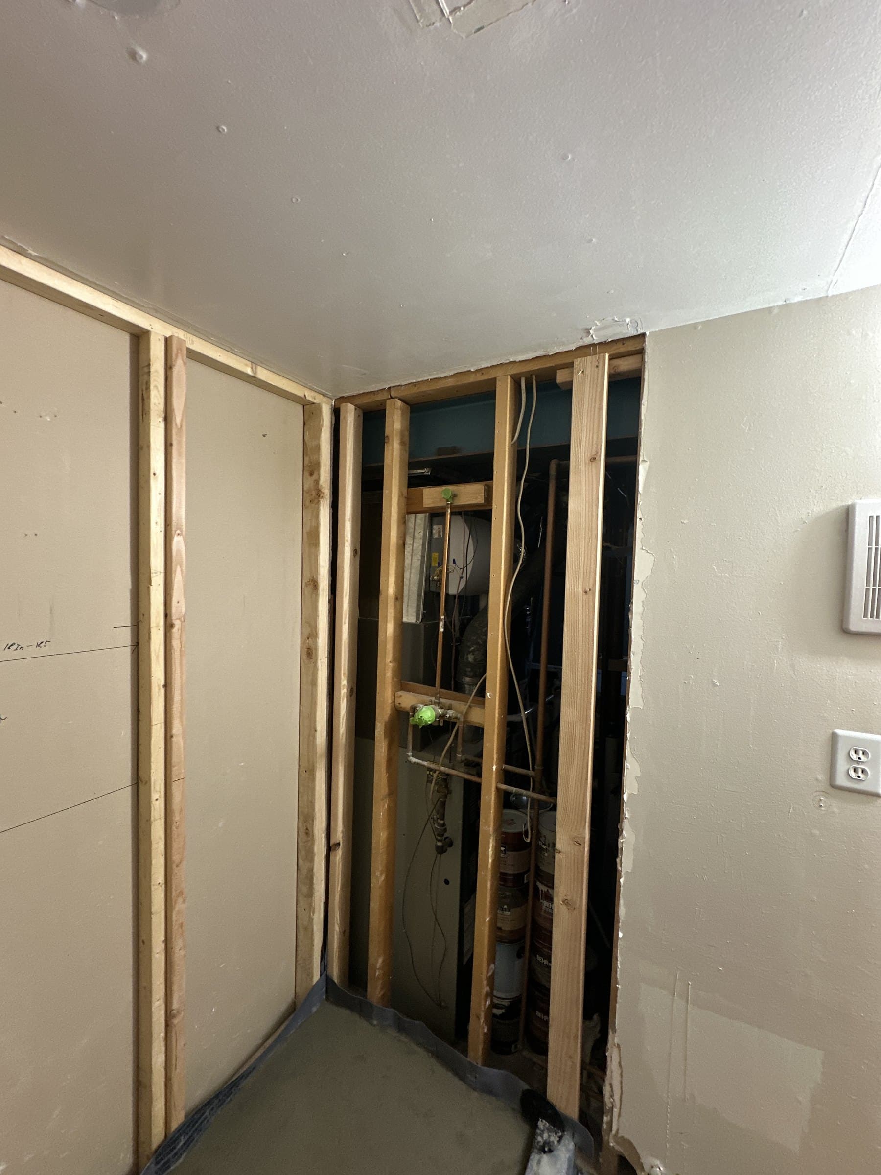 Tub and shower alcove in Arvada, CO
