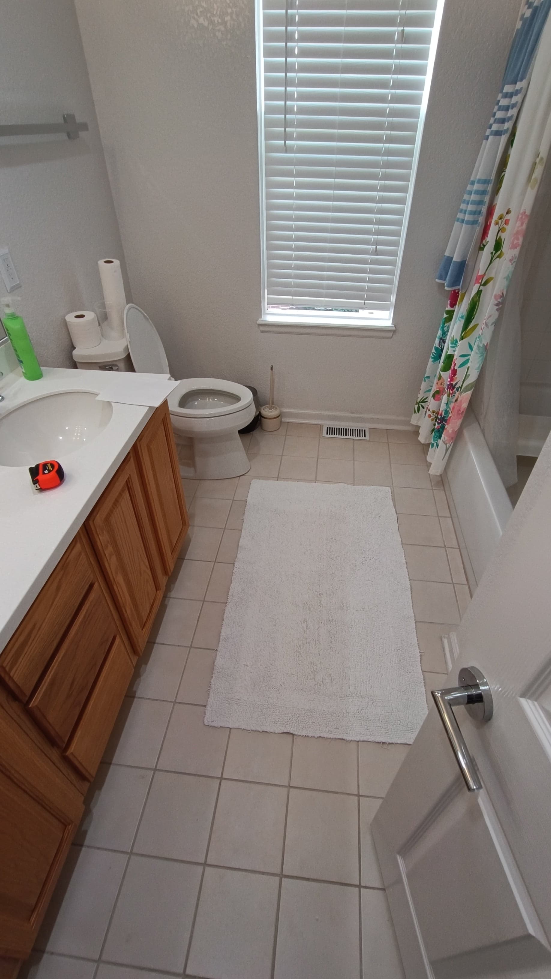 Bathroom remodeling — project photo