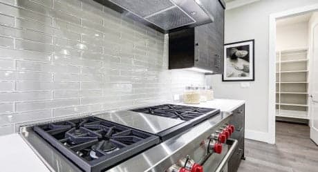 Kitchen backsplash